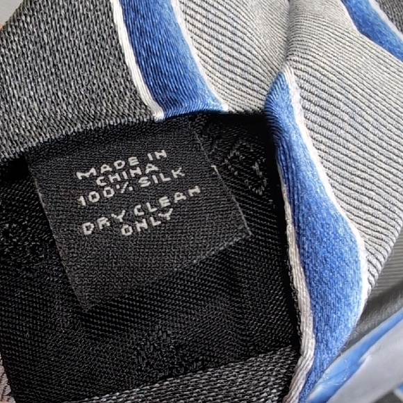 Express | 100% Silk Gray and Blue Striped Tie - Picture 4 of 4